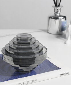 Mô Hình Cấu Trúc Tầng Pha Lê Độc Đáo