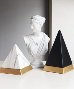 Mô Hình Kim Tự Tháp Độc Đáo