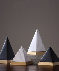 Mô Hình Kim Tự Tháp Độc Đáo