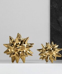 Tượng Quả Cầu Gai Mạ Vàng Tinh Tế