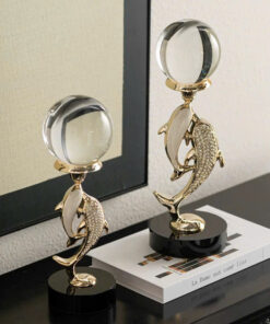 Tượng Cá Heo Pha Lê Lấp Lánh Đẹp Mắt