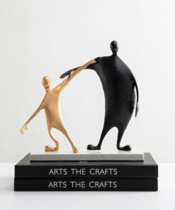 Tượng Tình Bạn Vững Chắc