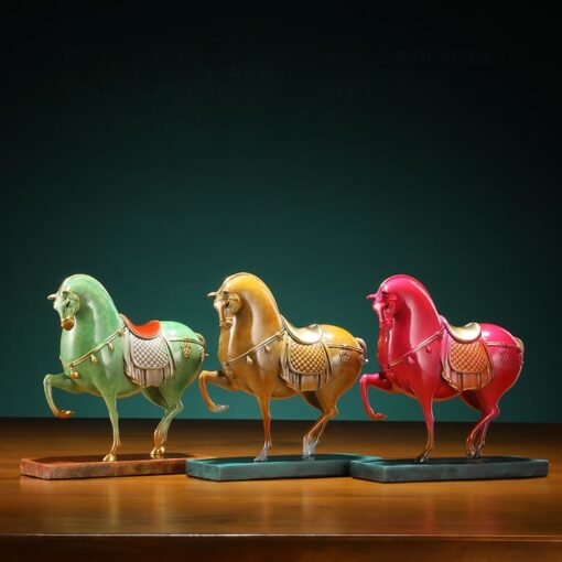 tuong-ngua-chien-uy-phong (2) Tượng Ngựa Chiến Uy Phong