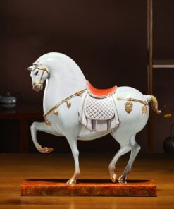 Tượng Ngựa Chiến Uy Phong