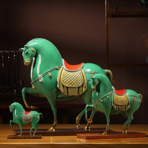 tuong-ngua-chien-uy-phong (4) Tượng Ngựa Chiến Uy Phong