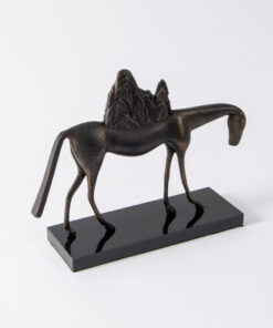 Tượng Ngựa Mang Núi Phong Thủy