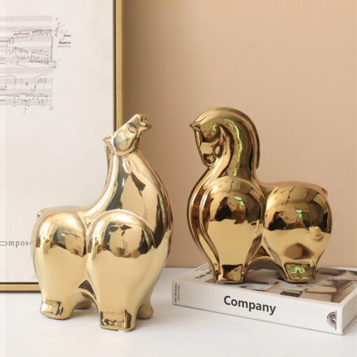 tuong-ngua-gom-su-ma-vang (4) Tượng Ngựa Mạ Vàng Tinh Xảo