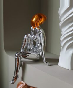 Tượng Nữ Thần Không Gian Huyền Bí