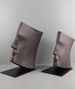 Tượng Sách Ma Thuật Độc Lạ