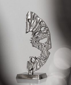 Tượng Gương Mặt Bán Nguyệt Tạo Hình Sắc Sảo