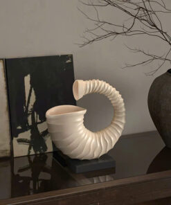 Tượng Xoắn Ốc Phong Cách Mới