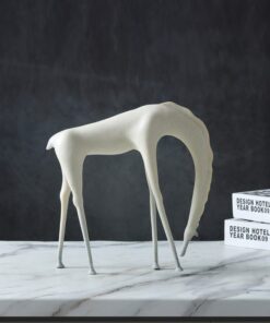 Tượng Ngựa Kiểu Dáng Mảnh Mai