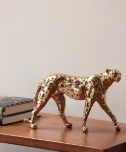 Tượng Báo Vàng Kiểu Dáng Thanh Lịch