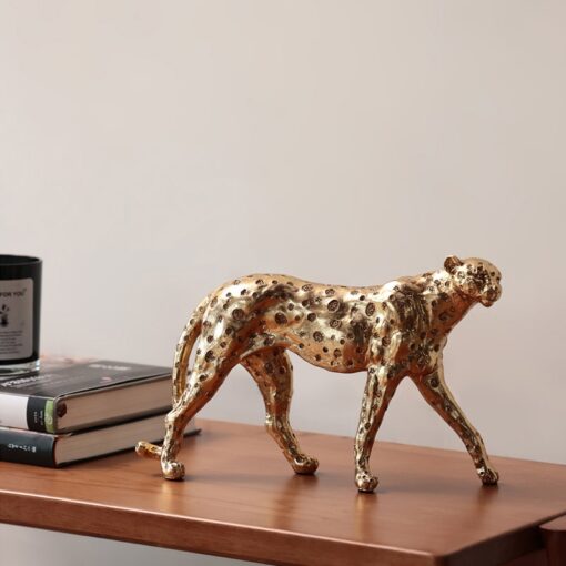 tuong-bao-hoang-kim (2) Tượng Báo Vàng Kiểu Dáng Thanh Lịch