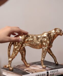 Tượng Báo Vàng Kiểu Dáng Thanh Lịch