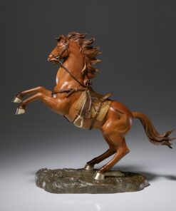 Tượng Chiến Mã Xung Phong