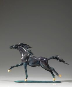 Tượng Hắc Mã Tung Vó