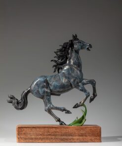 Tượng Ngựa Bứt Phá Giới Hạn