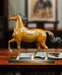 Tượng Ngựa Tiến Công Danh