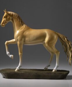 Tượng Ngựa Tự Tại Tiến Bước