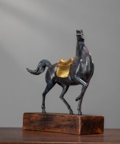 Tượng Ngựa Tự Tại Vương Giả