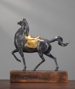 Tượng Ngựa Tự Tại Vương Giả