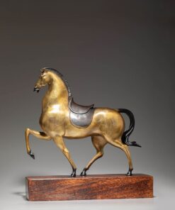 Tượng Ngựa Tự Tại Vương Giả