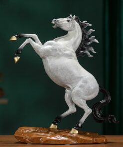 Tượng Ngựa Tung Vó Cát Tường
