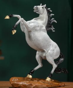 Tượng Ngựa Tung Vó Cát Tường