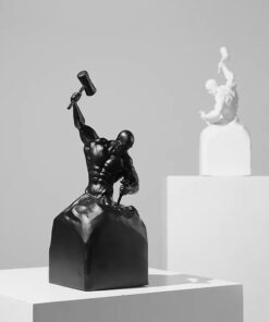 Tượng Người Khắc Họa Chính Mình