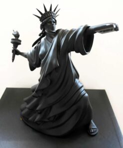 Tượng Nữ Thần Tự Do Phong Cách Mới