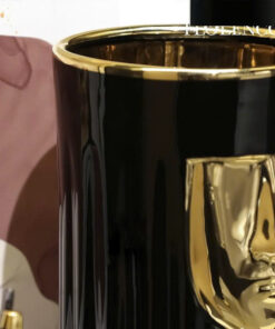 Bình Gốm Diện Mạo Bí Ẩn