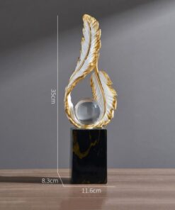 Cánh Lông Vũ Hoàng Kim Tinh Tế