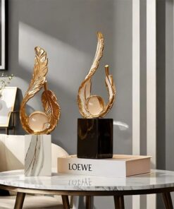 Cánh Lông Vũ Hoàng Kim Tinh Tế