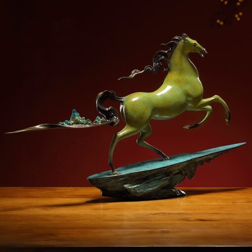 tuong-chien-ma-dap-van (5) Tượng Chiến Mã Đạp Vân