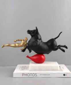 Tượng Đấu Bò Quyết Thắng