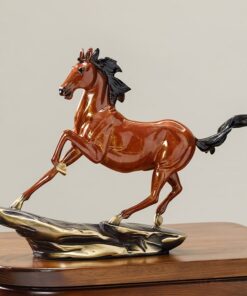 Tượng Tuấn Mã Lướt Gió Thành Công