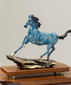 Tượng Tuấn Mã Lướt Gió Thành Công