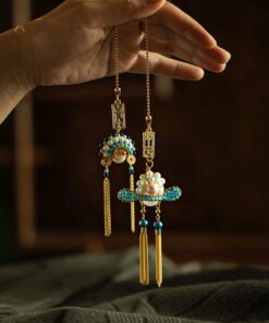 Khánh Treo Xe Song Hỷ Tình Nhân