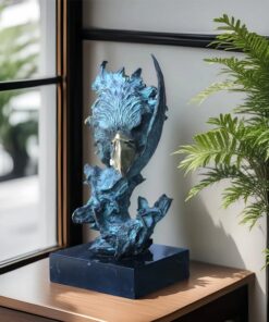 Tượng Đồng Đầu Đại Bàng Uy Phong