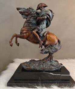Tượng Đồng Napoleon Trên Chiến Mã