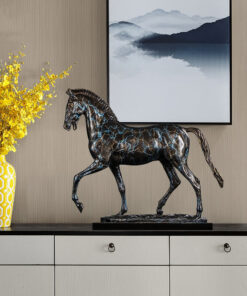 Tượng Mã Hắc Phong Vân