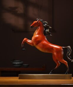 Tượng Ngựa Vươn Mình Đắc Lộc