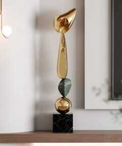 Tượng Sắp Chồng Kiến Tạo