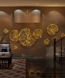 Phù Điêu Lá Sen Vàng Nghệ Thuật