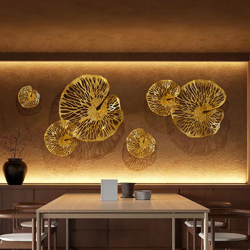 Phù Điêu Lá Sen Vàng Nghệ Thuật