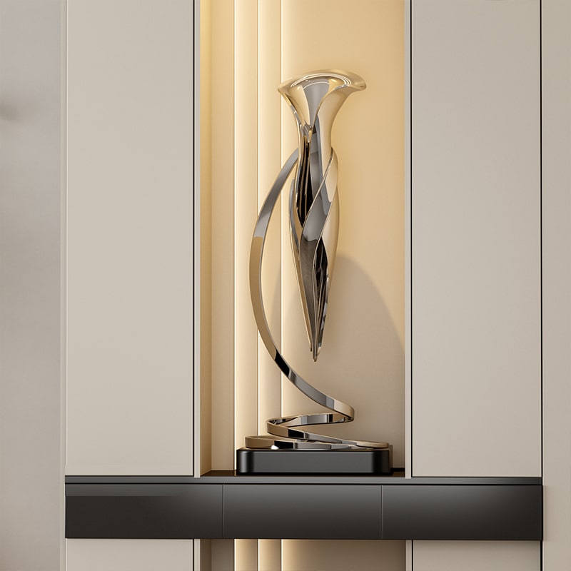 Tác Phẩm Điêu Khắc Kim Loại Trừu Tượng