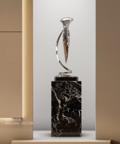 Tác Phẩm Điêu Khắc Kim Loại Trừu Tượng