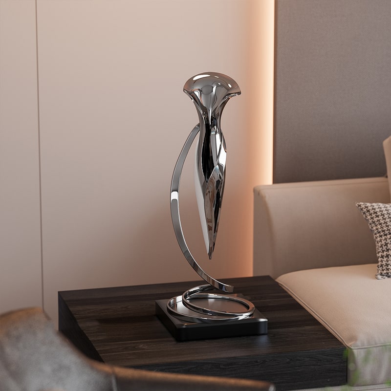 Tác Phẩm Điêu Khắc Kim Loại Trừu Tượng