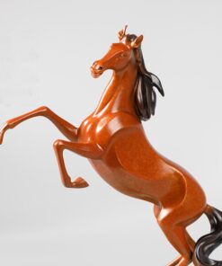 Tượng Ngựa Dũng Mãnh Đứng Núi